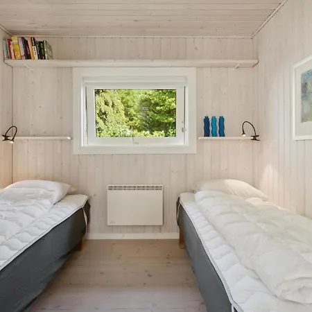 Nyaraló Holiday Home Markvaenget Allinge-Sandvig